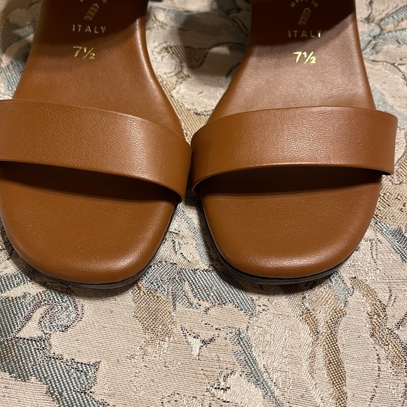 COPY - Italian Shoemakers sandals size 7 1/2 - Picture 3 of 5